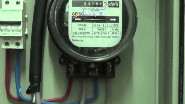 220v bằng bao nhiêu w